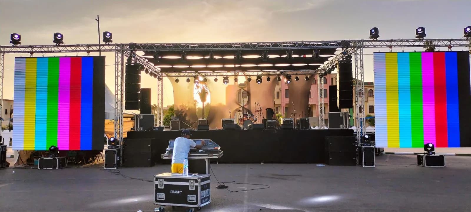 Concert — 1